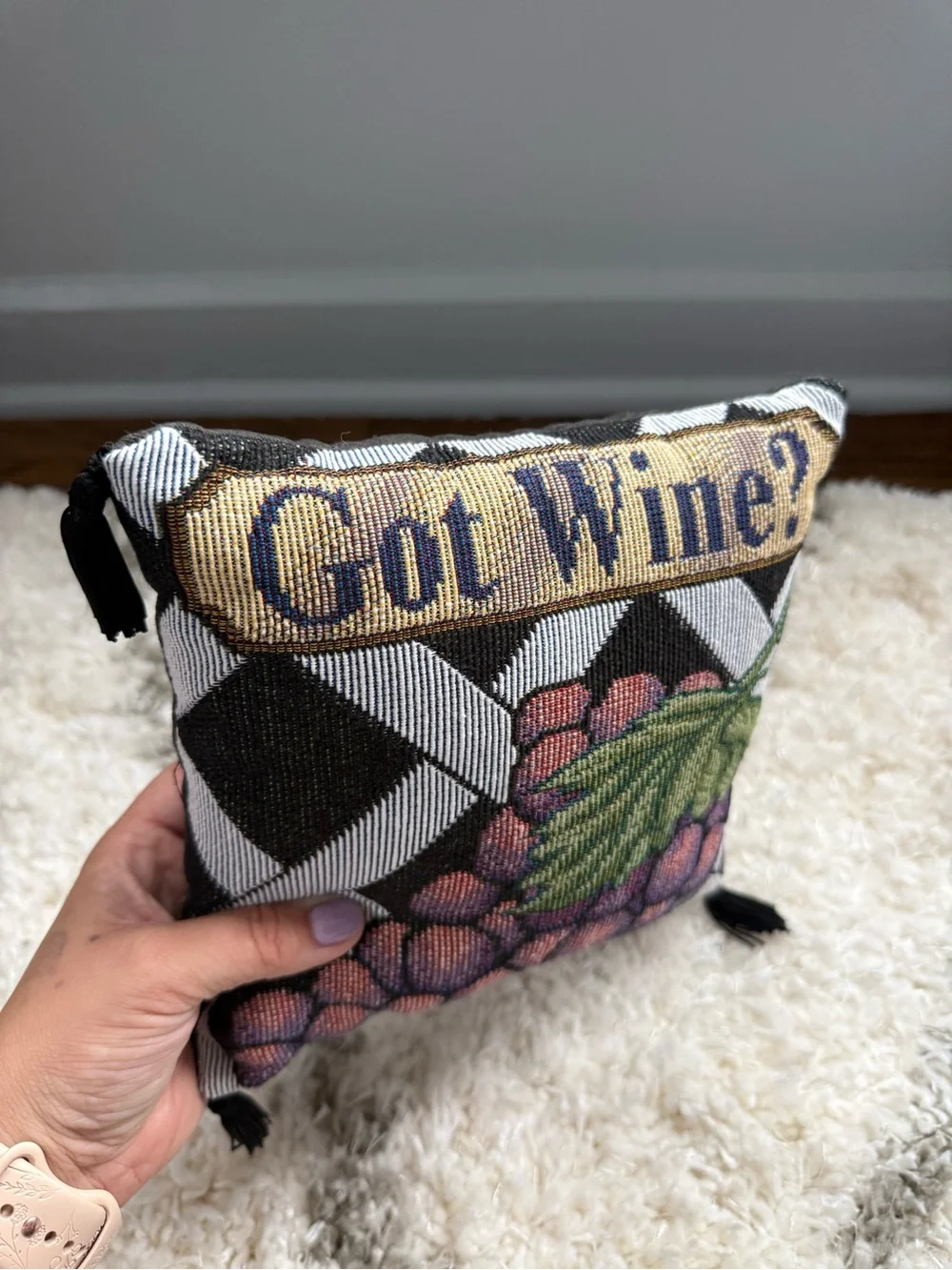 Vintage Got Wine Grapes Tapestry Needlepoint Decor Throw Pillow 6 Inch Square
